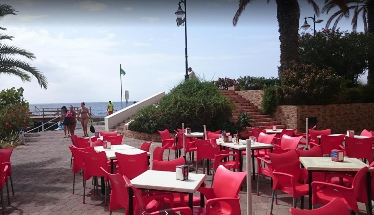 Facing The Ocean - Full Appt With 2 Double Bedroom Tabaiba المظهر الخارجي الصورة