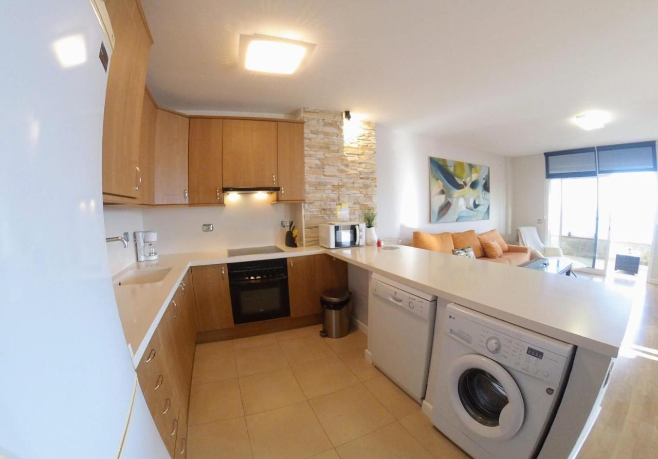 Facing The Ocean - Full Appt With 2 Double Bedroom Tabaiba المظهر الخارجي الصورة