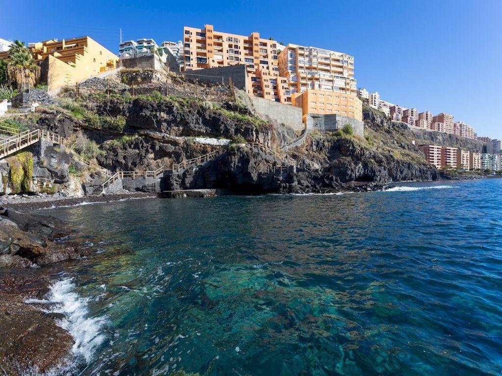 Facing The Ocean - Full Appt With 2 Double Bedroom Tabaiba المظهر الخارجي الصورة