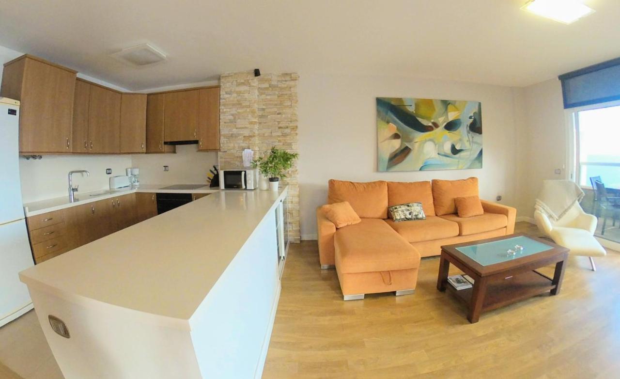 Facing The Ocean - Full Appt With 2 Double Bedroom Tabaiba المظهر الخارجي الصورة