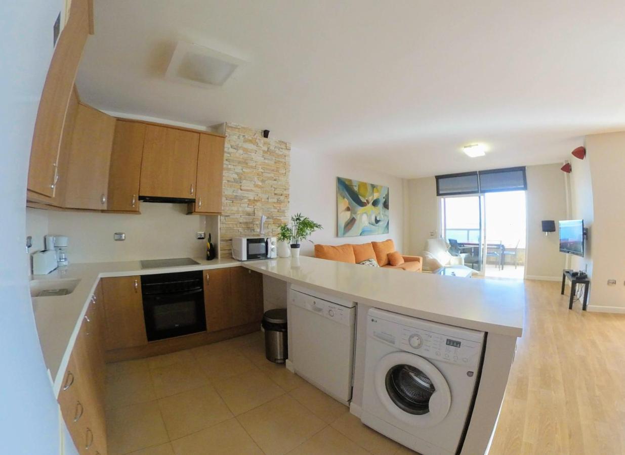 Facing The Ocean - Full Appt With 2 Double Bedroom Tabaiba المظهر الخارجي الصورة
